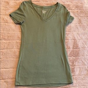 Green t shirt